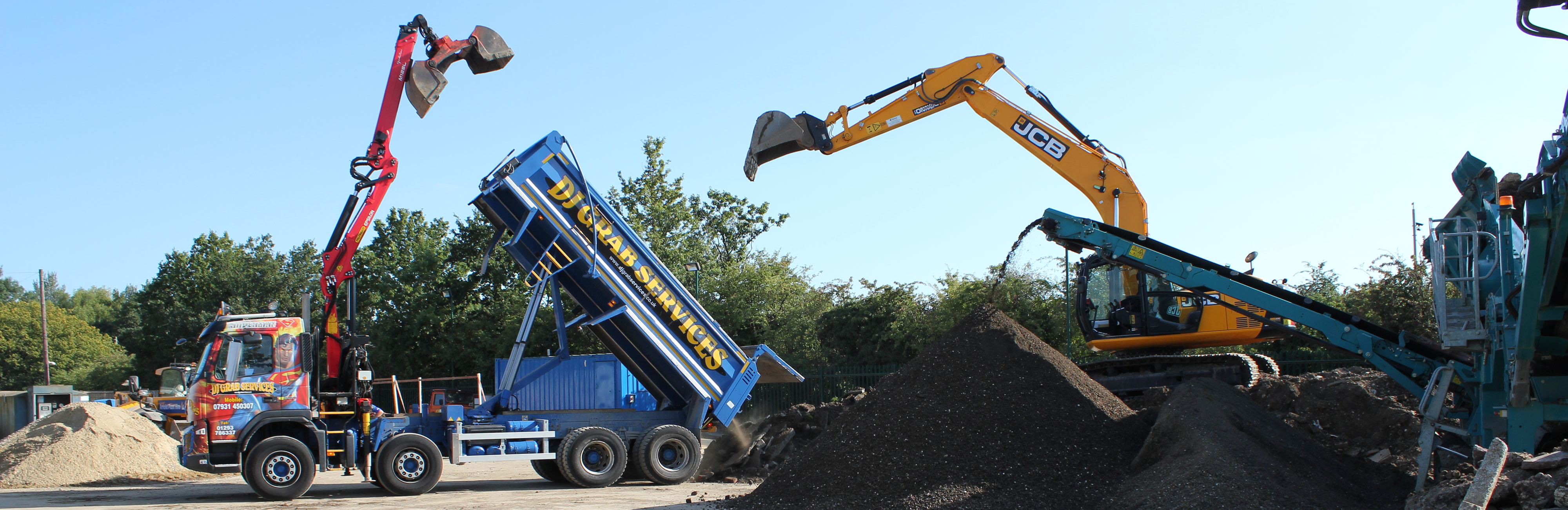 Muck away lorry hire for Surrey Sussex and London